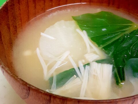 簡単！味噌汁習慣(^^)小松菜+エノキ+大根♪